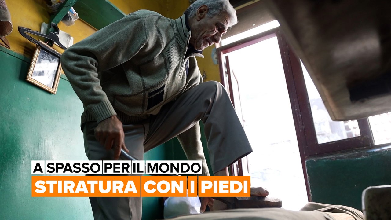 A spasso per il mondo: Stiratura con i piedi