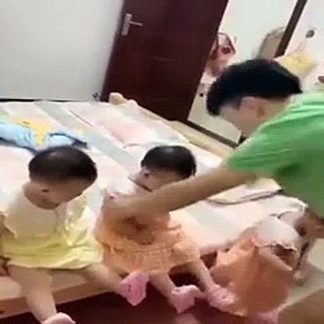 Cutest baby's new viral funny video 📸 three siblings new viral video 😍📸 siblings funny video 😂 siblings love 😘#shorts #shortvideo #viralvideo #viralshort #funnyvideo #funny #comedy #baby's #kid #siblings #love #care