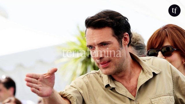 Il est né avant la honte ! , Victimes insultées : Nicolas Bedos pris à parti par des militantes féministes