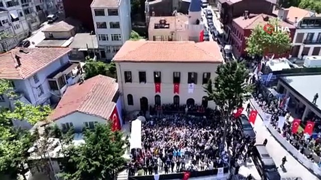 Gümrükçü İshak Ağa Camii, Cumhurbaşkanı Erdoğan’ın da katıldığı cuma namazıyla ibadete açıldı