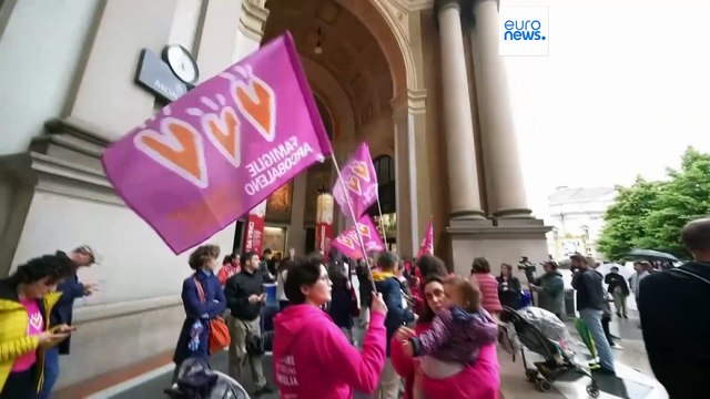 Ιταλία: Δικαστική απόφαση αναγνωρίζει ότι δύο γυναίκες μπορούν να εγγραφούν ως γονείς παιδιού