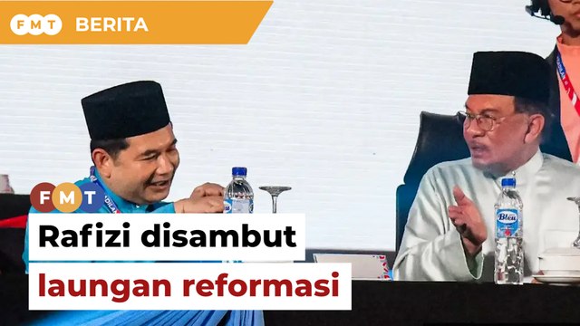 Rafizi Ramli muncul di kongres PKR, disambut laungan reformasi