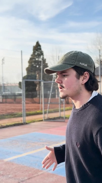 Le tennis ou quoi ! Je suis hyper fort nan ?