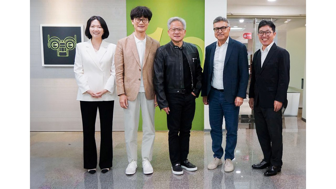 네이버 이해진 의장, 엔비디아 젠슨 황과 회동...AI 협력 논의 / YTN
