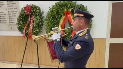 Strage di Capaci, il trombettiere della polizia suona il silenzio