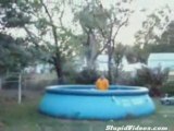 régis et sa piscine lol