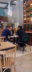 "Si tenés un poco de dignidad renuncia": una hincha de San Lorenzo increpó a Marcelo Moretti en su cafetería