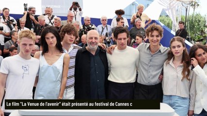 “Quelque part elle est là un peu” : 16 ans après, le fils d’une célèbre actrice disparue surpris par une précieuse photo