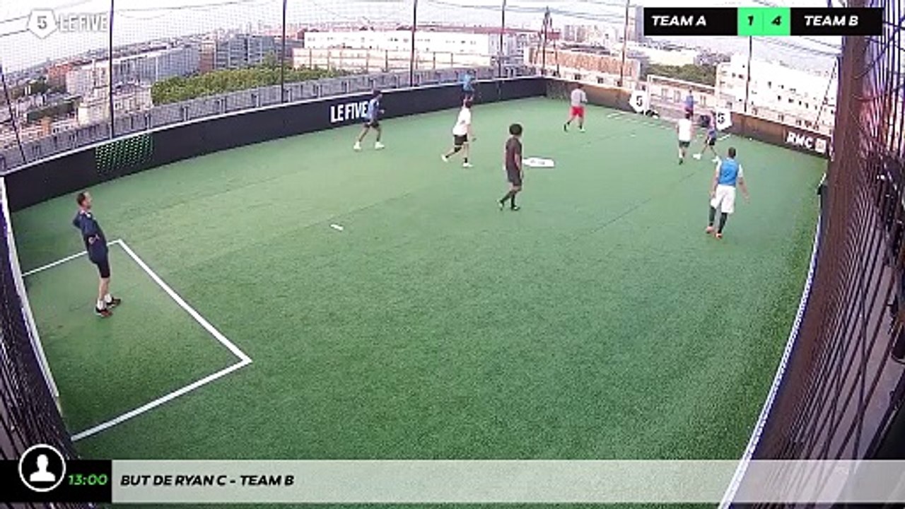 But de Ryan C - Team B