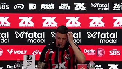 Renato Kayzer revela motivo para sucesso meteórico com a camisa do Vitória: "Minha melhor característica"