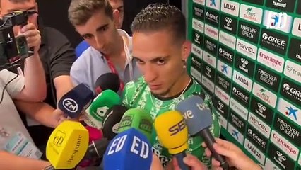 Antony, en zona mixta tras el Betis-Valencia