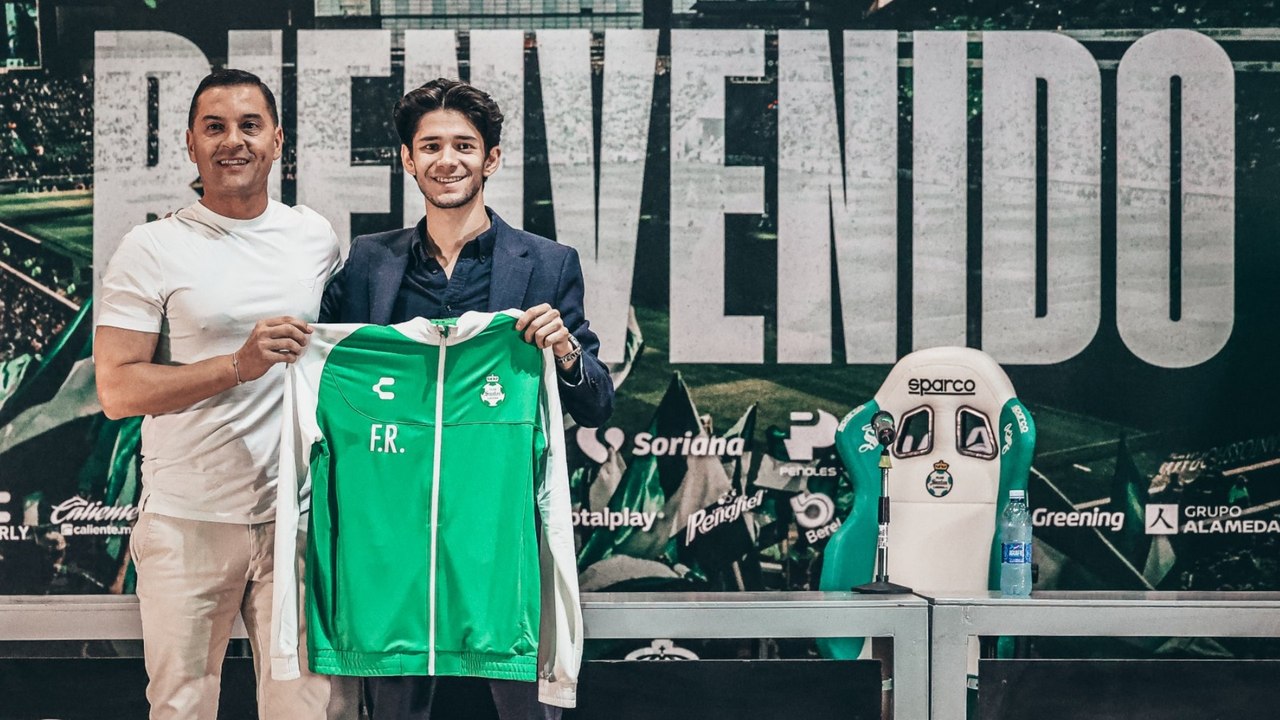 Aleco Irarragorri hace oficial la presentación de Francisco Rodríguez Vílchez como DT de Santos Laguna