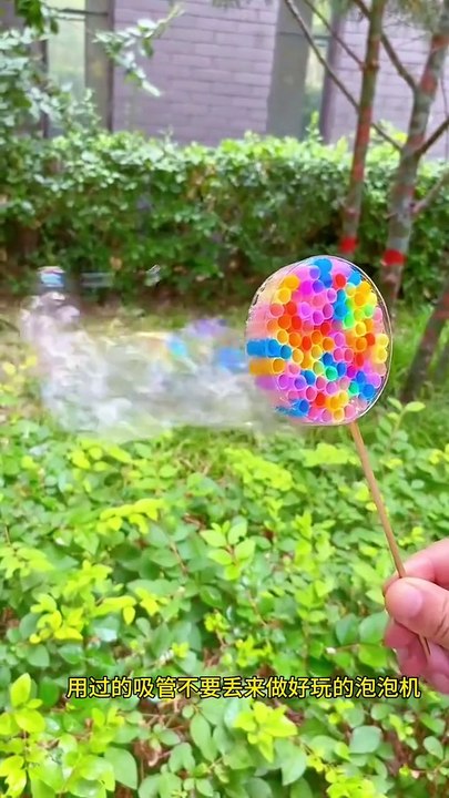 The bubble machine made of straw is so fun #diy #adorablecrafts #artandcraft #craft