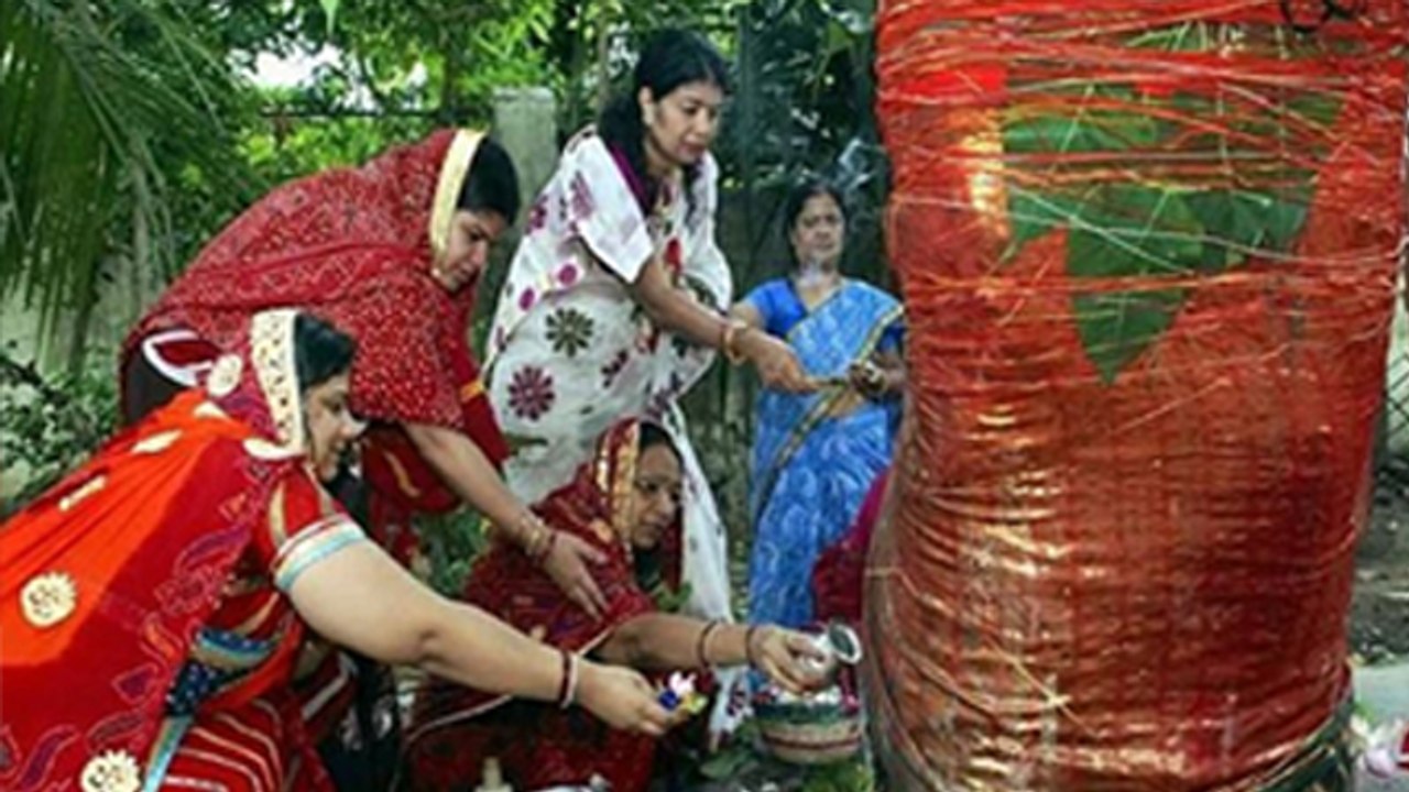 Vat Savitri Puja 2025:वट सावित्री व्रत में बरगद के पेड़ की पूजा कैसे करें | Boldsky