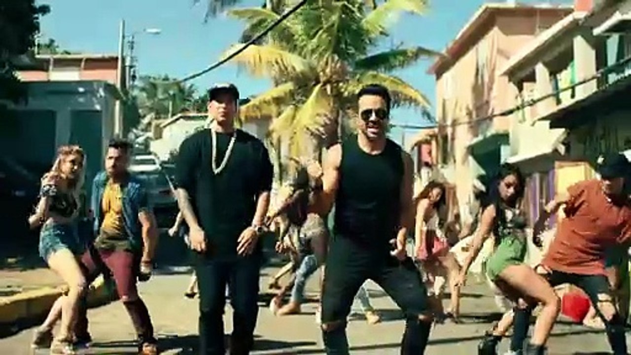 Luis Fonsi - Despacito ft. Daddy Yankee - video Dailymotion