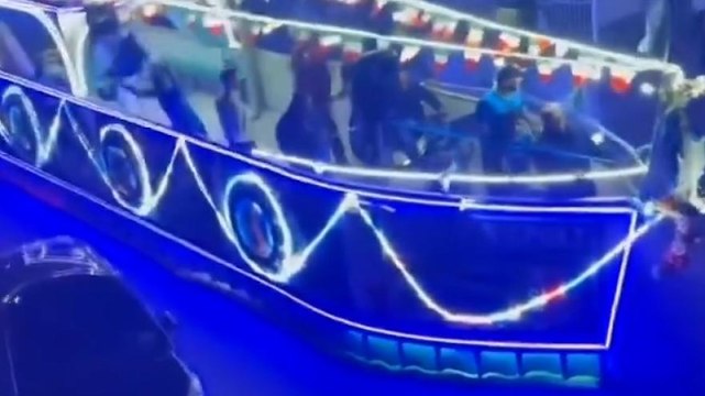 Scudetto Napoli: una nave per le strade della città