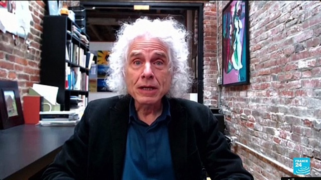 US federal judge temporarily halts Trump block on foreign students at Harvard