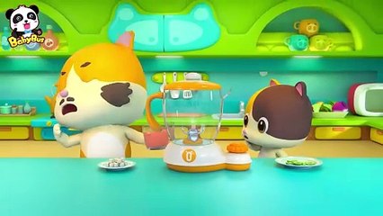 Big Bad Wolf_s Trapped on Christmas Tree _ Christmas Songs _ Kids Songs _ Baby Cartoon _ BabyBus(1080P_HD)