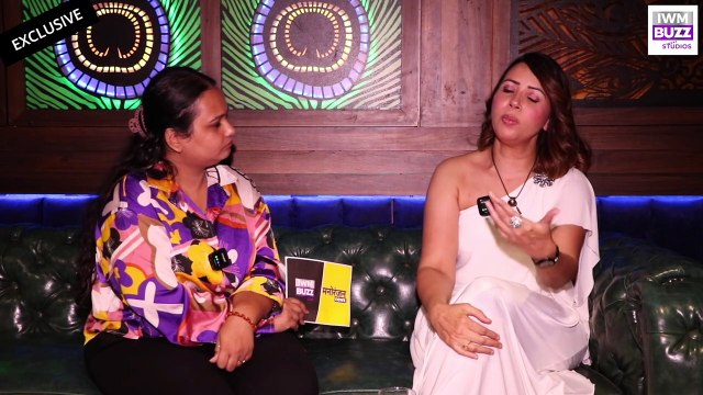 Exclusive: Rozlyn Khan RAISES question on Hina Khan doing Scuba diving post chemotherapy