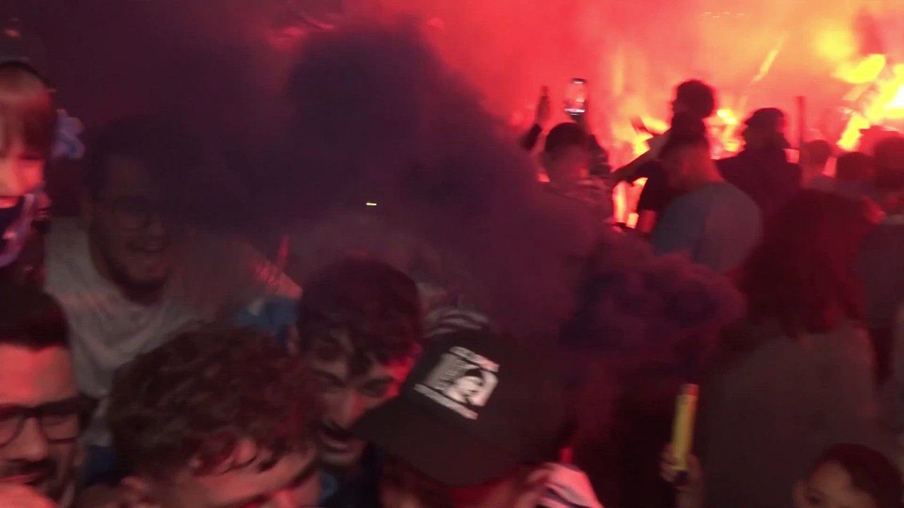 LOCURA TOTAL EN NÁPOLES TRAS GANAR EL SCUDETTO: FIESTA IMPRESIONANTE EN LAS CALLES