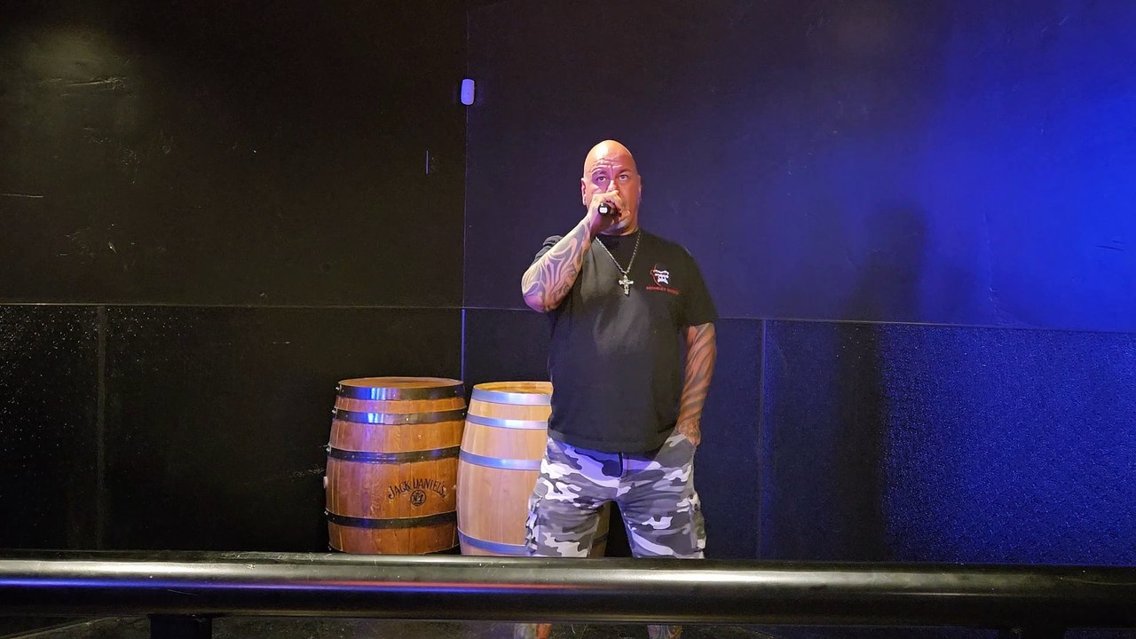 NIRVANA - LITHIUM (PERFORMED LIVE AT THE WESTERNER)