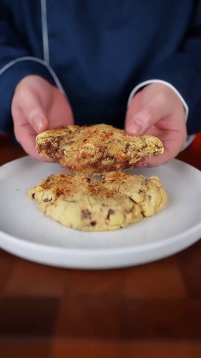 Giant chocolate cookie!