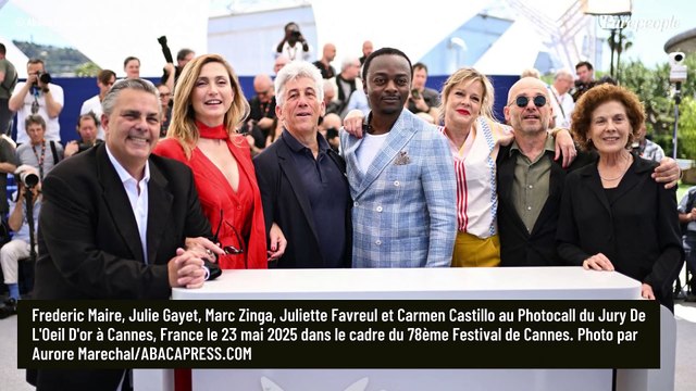 Cannes en famille, Julie Gayet rayonne avec son fils Ezéchiel, sosie de son père qui est loin d’être un inconnu !