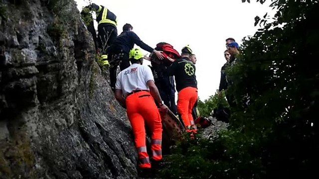 Scivola sul sentiero, muore dopo la scalata