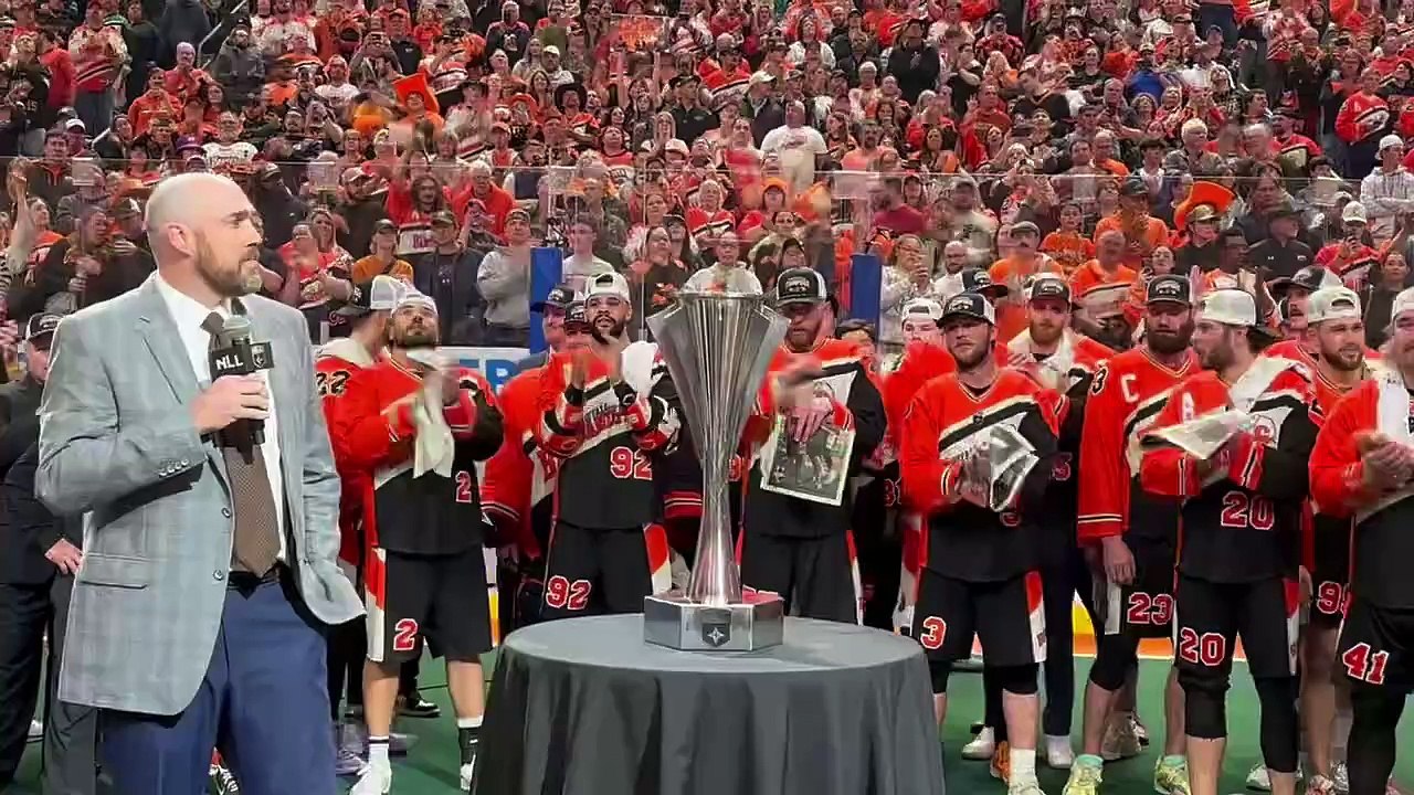 The Buffalo Bandits hoist a third-straight NLL Cup after a 15-6 win over the Saskatchewan Rush in Game 3 of the NLL Finals