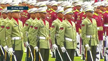 Momen Prabowo Sambut PM China Li Qiang Disusul Dentuman Meriam