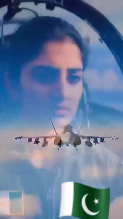 Pakistani Women In Airoplain