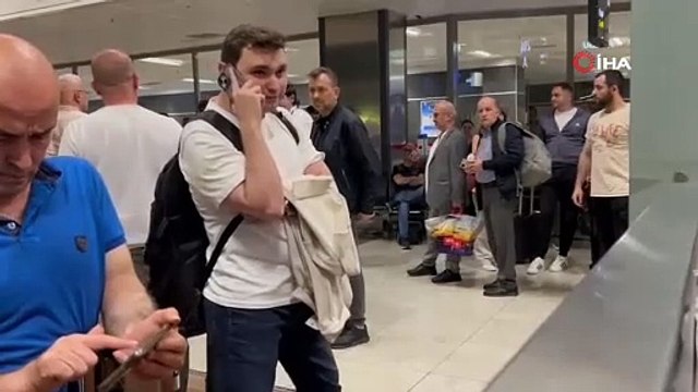Türkiye'nin ünlü restoran zincirinin patronu havalimanında yolcuyla tartıştı