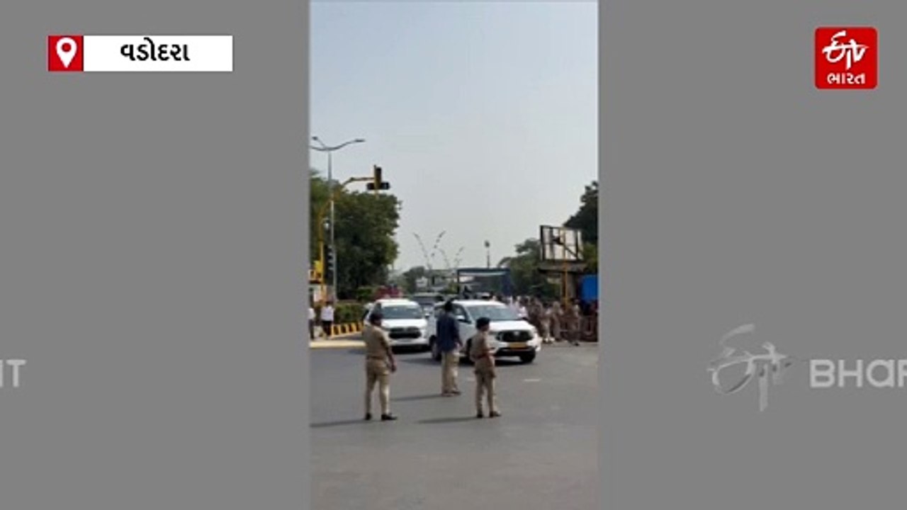 વડોદરા PM મોદીના 'રોડ શો' માટે તૈયાર, બ્રહ્મોસ...