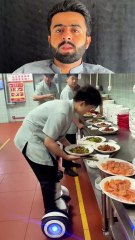 What a robotic waiter in hotel wow