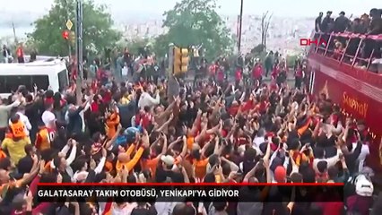 Galatasaray takım otobüsü, Yenikapı'ya gidiyor