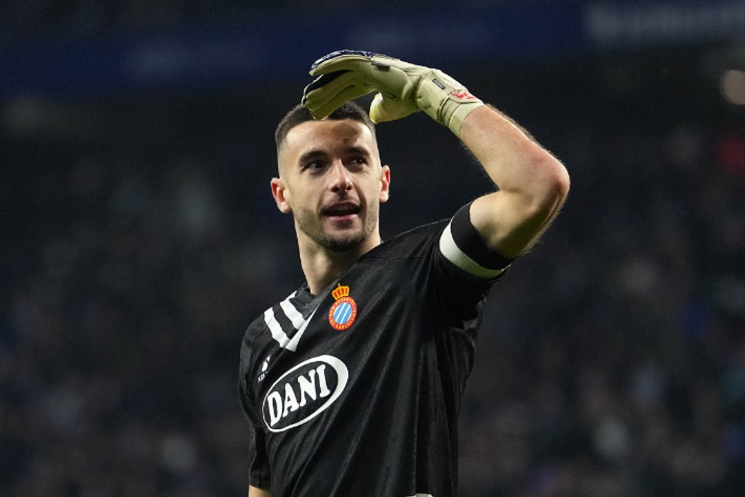 El Barça quiere fichar a Joan García, portero del Espanyol: el club trabaja con la idea de cederlo a un equipo de Primera División