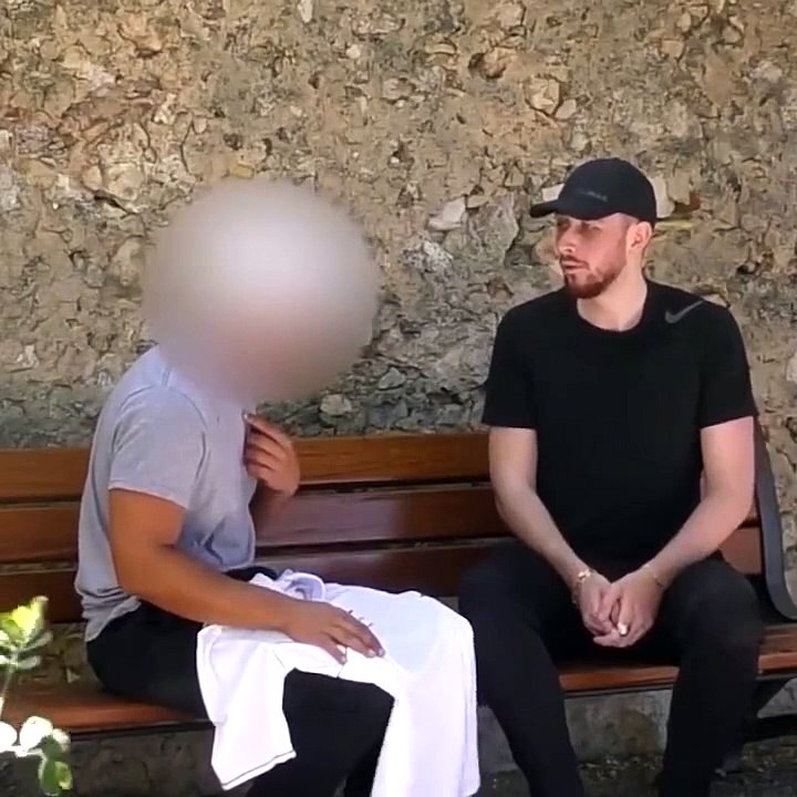 On piège un escroc 🤬 (il finit à l'eau)