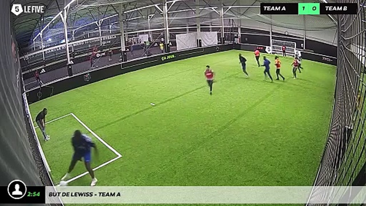 But de Lewiss - Team A