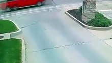 Teenage girl crashes car and immediately runs away