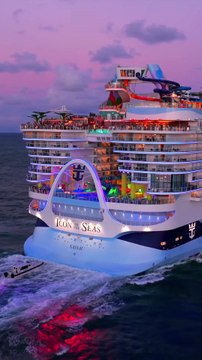 ICON of the SEAS 😱 | World’s Biggest Cruise Ship by Royal Caribbean 🚢🌊