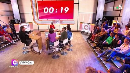 Le journaliste a révélé préparer une émission événement sur la sphère Bolloré.