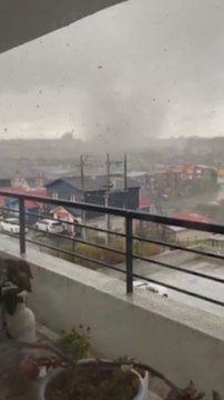 El impresionante tornado toca tierra en Puerto Varas, Chile