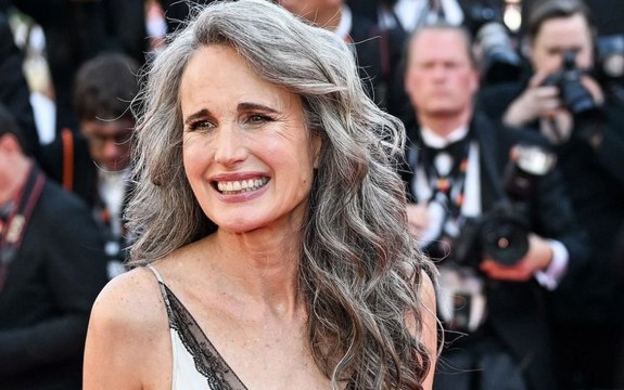 « Je la trouve très courageuse » : Andie MacDowell évoque sa relation avec sa fille Margaret Qualley