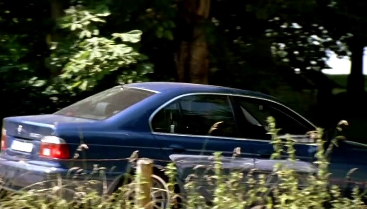 Die Rosenheim-Cops S02E03-Geheimnisse