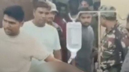 क्रिकेट खेलने के लिए बुलाया और कर द‍िया चाकू से हमला