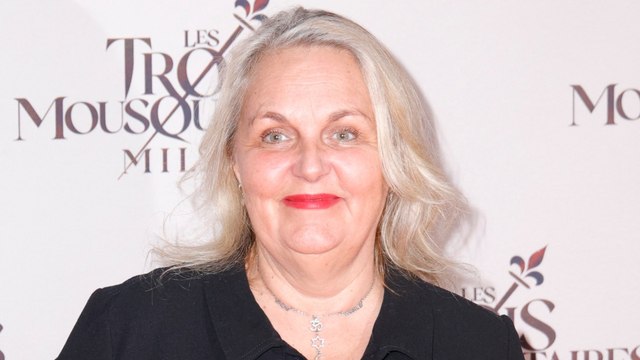 GALA VIDEO - Valérie Damidot gâtée par ses enfants pour la Fête des mères : un tendre moment de complicité !