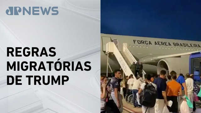 Voo com mais 103 deportados dos Estados Unidos chega ao Brasil