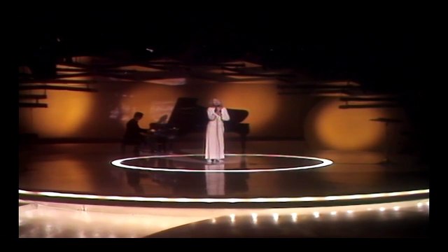 ISABELLE AUBRET — LES LENDEMAINS QUI CHANTENT – (Michelle Senlis/ Jean-Claude Olivier, Alfred Farrugia) ～ Taratata (31 décembre 1973) | LES JOLIES DEMOISELLES DE LA CHANSON FRANÇAISE DES ANNÉES 70 | VOLUME 1