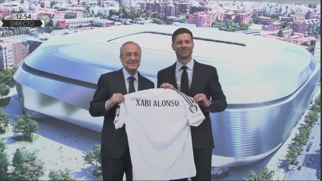 El gesto de Xabi Alonso con el parche de la Champions que aplauden todos los madirdistas: Florentino le copió