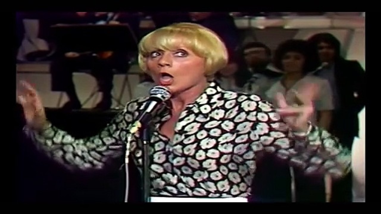 ANNIE CORDY — LA BONNE DU CURÉ – (Charles Level / Tony Montaya / T. Raval) ～ Système 2 (6 avril 1975) | LES JOLIES DEMOISELLES DE LA CHANSON FRANÇAISE DES ANNÉES 70 | VOLUME 1